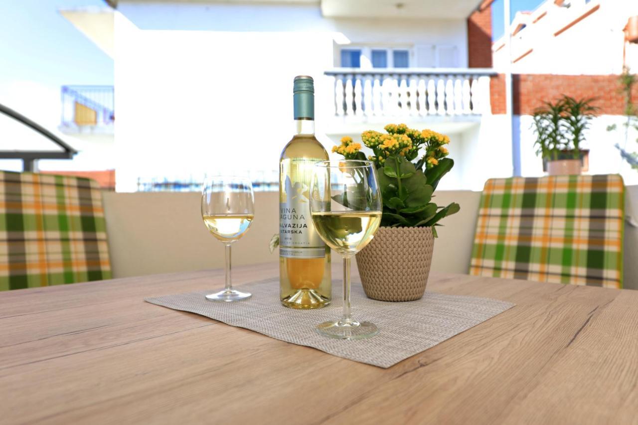 Apartman Zara Exterior foto