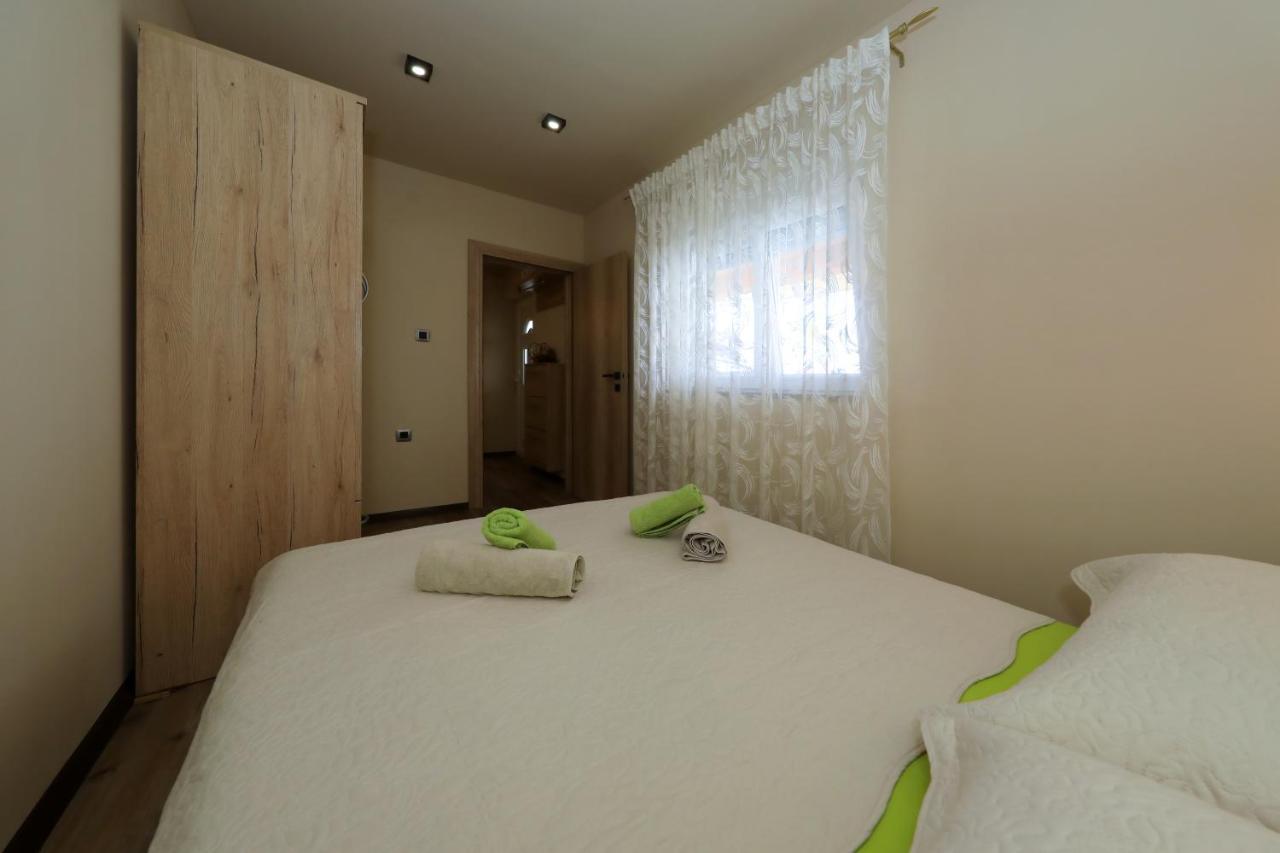 Apartman Zara Exterior foto